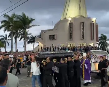 Monsenhor Nicodemos, idealizador do Santuário de Frei Damião, é sepultado em Guarabira