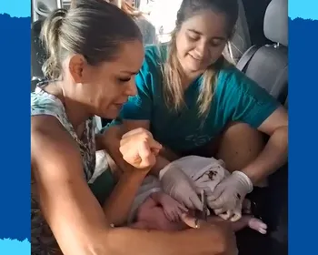Mulher dá à luz em carro por não conseguir entrar em hospital durante chuvas em João Pessoa