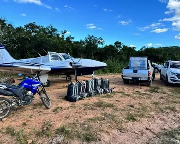 Operação cumpre mandados contra grupo criminoso que usava aviões para tráfico de drogas