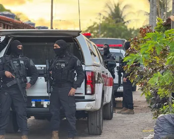 Operação cumpre mandados contra suspeitos de tráfico de drogas e lavagem de dinheiro, na PB