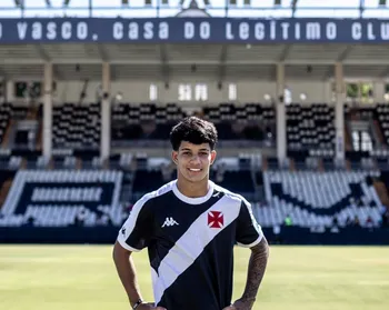 Paraibano de Patos disputa a Copinha pelo Vasco após ano de destaque na base do Cruzmaltino