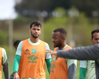 Rafael Thyere é anunciado pela Chapecoense e retorna ao clube após sete anos