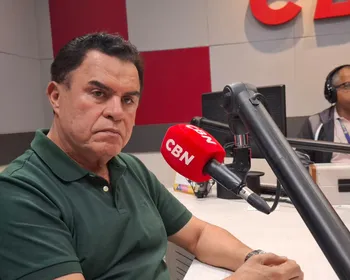 Santiago minimiza posição de Felipe Leitão, mas não tem pressa nenhuma para entrega de cargos