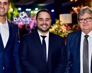 Secretário do Estado entrega cargo e deixa Eva Gouveia com 'jogo zerado' com Governo