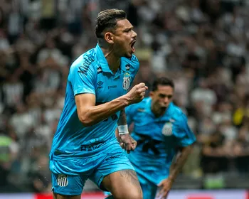 Tiquinho Soares encerra jejum de 5 meses e garante empate do Santos contra o Atlético-MG
