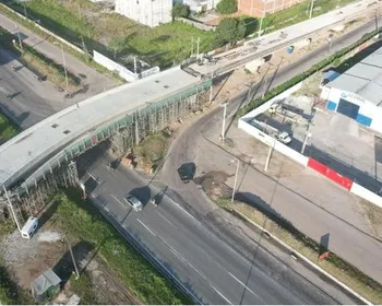Obras do viaduto do Distrito Industrial geram interdições na BR-101, em João Pessoa