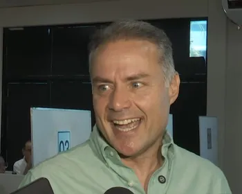 'Vai girar a economia', diz ministro dos Transportes na PB sobre a nova CNH