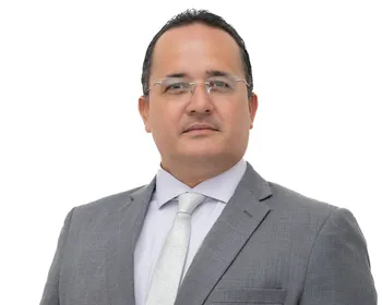 Alvo de operação, João Alves propôs resolução que permitia vereador preso participar de sessões