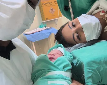 Após complicações na gravidez, bebê de mulher que se casou em hospital nasce em João Pessoa