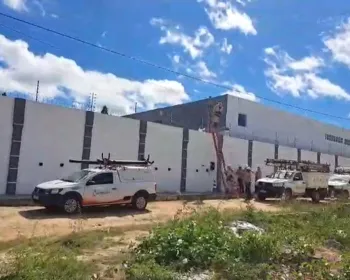 Cinco pessoas são presas suspeitas de furtar energia com ligações irregulares, em São Bento