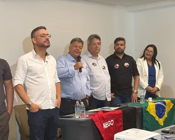 DC confirma candidaturas de Pedro Coutinho para o Governo, e de Rinaldo Júnior para o Senado