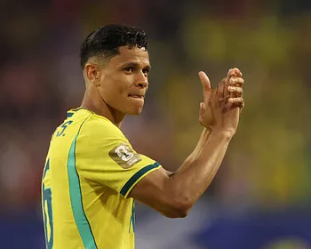 Douglas Santos lamenta eliminação do Brasil na Copa: “Não era só um sonho nosso, mas de um país"