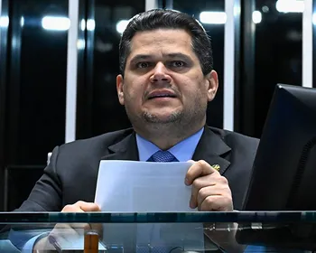 Fim da escala 6x1: etapa 'extra' sugerida por Alcolumbre pode atrasar votação no Senado