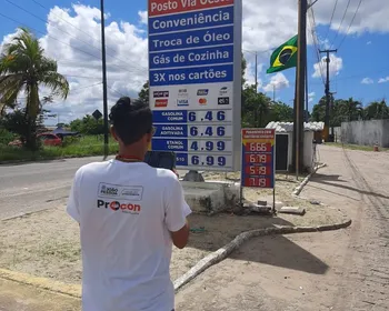 Gasolina comum fica R$ 0,04 mais barata em João Pessoa, aponta pesquisa do Procon-JP