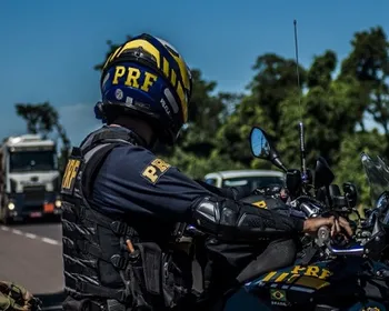 Homem é preso após tentar furtar moto da PRF e diz que queria 'farmar aura', em João Pessoa