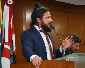Minirreforma de Leo Bezerra abre espaço para retorno de Junio Leandro à Câmara de João Pessoa
