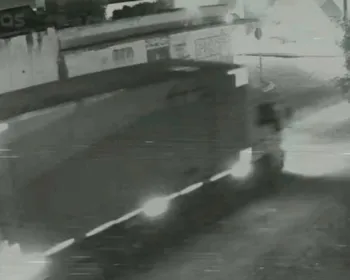 Mulher morre após moto colidir com caminhão na BR-104, em Nova Floresta