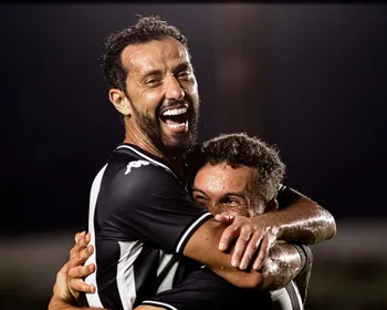 Nenê encara maratona entre jogo do Botafogo-PB e transmissão da Copa do Mundo; entenda