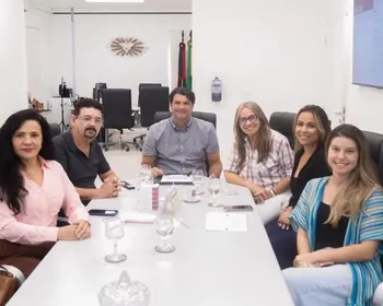 Prefeitura de João Pessoa convoca 97 aprovados do concurso da Educação e chega a 500 nomeações