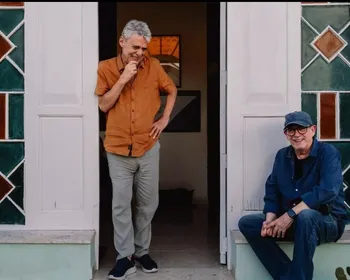 Reencontro de Chico Buarque com Cuba tem força simbólica
