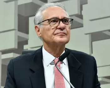 Renan diz que cunhada de Hugo Motta recebeu R$ 140 milhões do Banco Master em empréstimo não pago