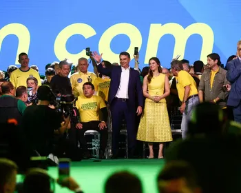 Sem vice definido, PL lança candidatura de Flávio Bolsonaro à Presidência da República