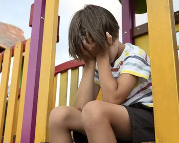 Senado aprova lei que agrava penas para violência sexual digital contra crianças e adolescentes