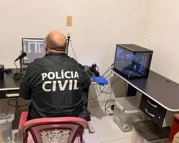 Suspeito de armazenar arquivos de exploração sexual infantil é preso, em Bayeux
