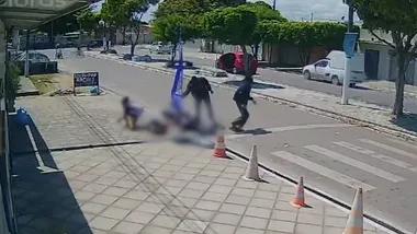 Homem é morto a tiros enquanto deixava filha de 10 anos em escola, em Santa Rita; VÍDEO