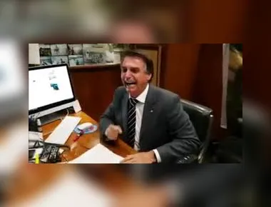 "A Papuda lhe espera" é uma frase de Jair Bolsonaro