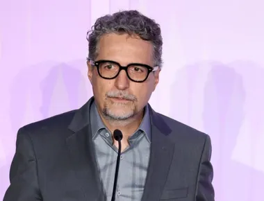 ALPB concede título de cidadão paraibano a Kleber Mendonça Filho