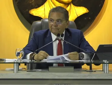 Galdino devolve LDO 2026 com vetos ao governador e nega "enfrentamento"