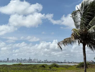 MP recomenda uso de lei anterior para licenças de construções na orla de João Pessoa