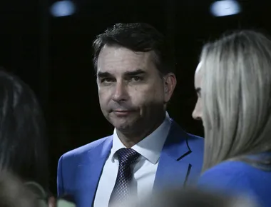 Flávio é intimado pela PF a entregar passaporte e diz que vai pedir cassação da chapa de Lula