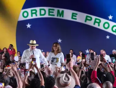 PT oficializa candidatura de Lula, que disputará a Presidência pela sétima vez