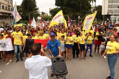 
				
					7 de Setembro: esquerda protesta contra anistia e em defesa da soberania, em João Pessoa
				
				