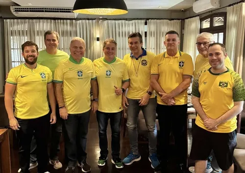 
				
					7 de setembro: apoiadores de Bolsonaro fazem ato a favor da anistia em João Pessoa
				
				