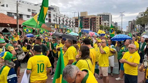 
				
					7 de setembro: apoiadores de Bolsonaro fazem ato a favor da anistia em João Pessoa
				
				