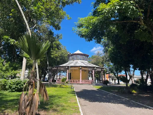 
				
					A João Pessoa que as ruas contam: da Praça dos Três Poderes ao Pavilhão do Chá
				
				