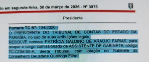 
				
					Adriano Galdino emplaca irmã no gabinete do novo conselheiro Deusdete Queiroga
				
				