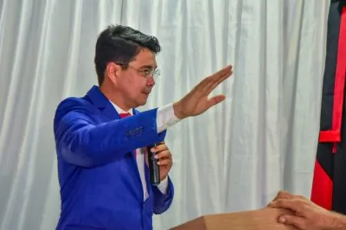 
				
					Aliado de Hugo Motta é alvo de operação da PF sobre fraude no INSS
				
				