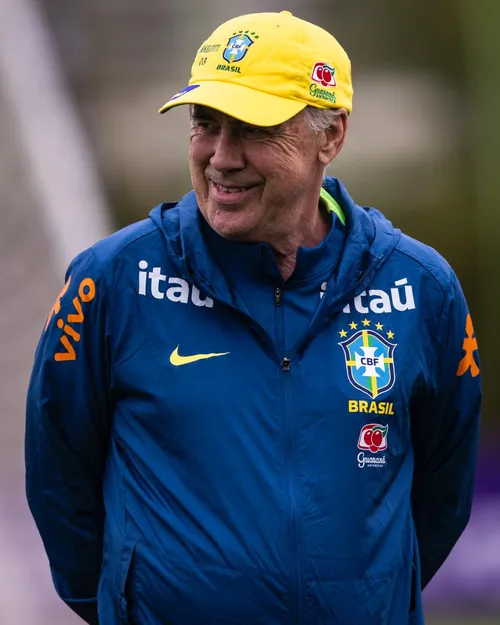 
					Copa do Mundo 2026: conheça os técnicos das 48 seleções que disputarão o Mundial
				
				