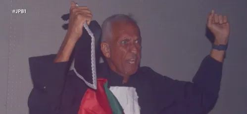 
				
					Após 50 anos, estudante conclui curso de direito na UFPB interrompido pela ditadura
				
				