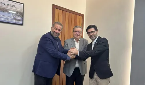 
				
					Após reunião com João, Lupi diz à CBN que aliança com PSB na Paraíba é ‘bem provável’ em 2026
				
				