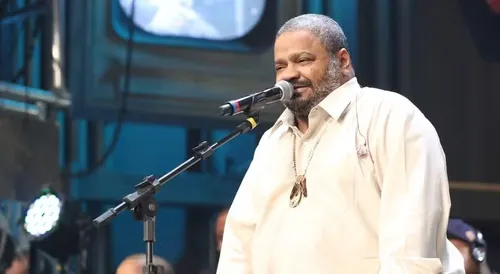 
				
					Arlindo Cruz morre no Rio de Janeiro aos 66 anos
				
				