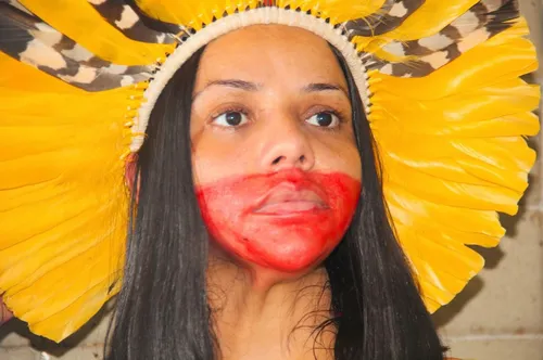 
				
					Artista indígena representante da etnia Xukuru concorre a prêmio nacional de arte contemporânea
				
				