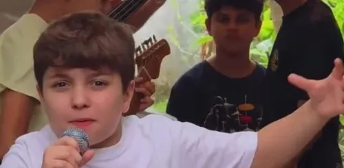 
				
					Bandinha de crianças viraliza com homenagem a Zé Ramalho e aposta em clássicos da MPB; VÍDEO
				
				