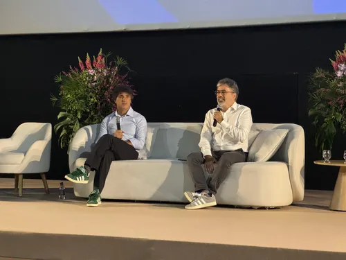 
				
					Big techs 'abraçaram' projeto político de Trump, diz Marcelo Lins em evento com Guga Chacra
				
				