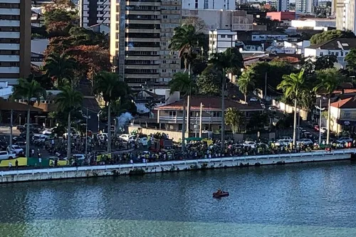 
				
					Bruno Sutter em Campina Grande
				
				