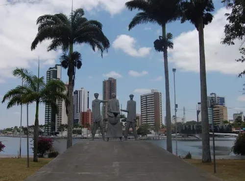 
				
					Campina Grande: conheça a história dos monumentos da cidade que completa 161 anos
				
				